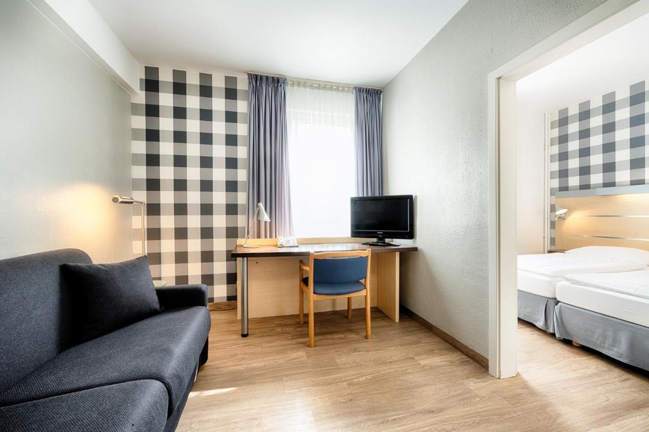 Enjoy Hotel Berlin City Messe Экстерьер фото